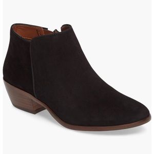 Sam Edelman Petty Ankle Boot / Bootie - Black Suede